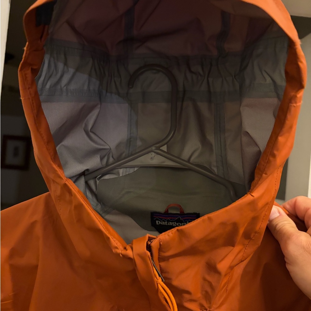 Patagonia Two-Tone Orange Jacket - Picture 2 of 5